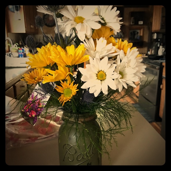 Meet your Posher, Amy - Picture 1 of 1